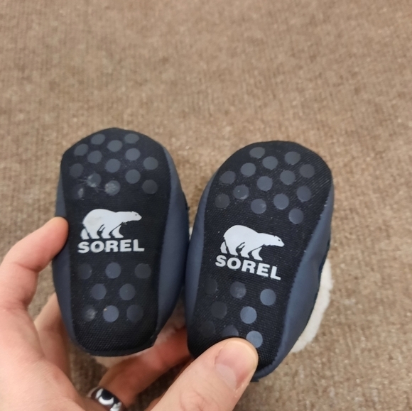 Sorel Infant Baby Caribootie Boots With Fur Trim - Picture 4 of 5